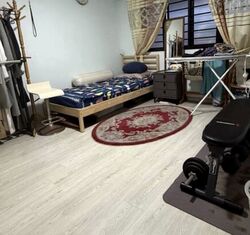 Blk 942 Tampines Avenue 5 (Tampines), HDB Executive #612489321